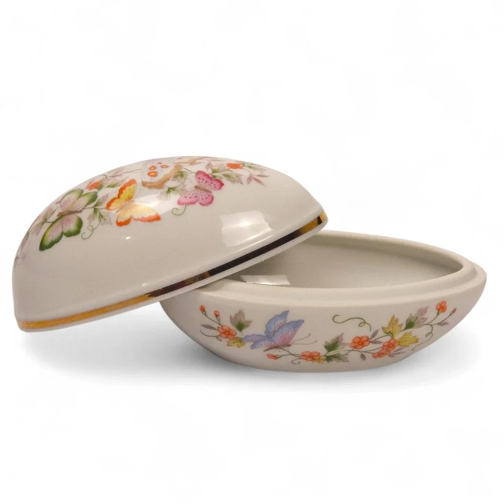 Vintage Avon Porcelain Egg Trinket Box Butterfly Fantasy 1979 Japan 22K Gold...